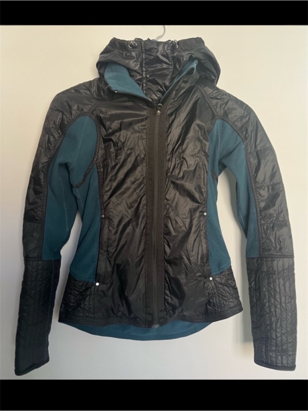 Lululemon Run Bundle Up Jacket Alberta Lake Size 4